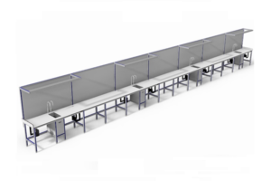 testopstelling met spoelbakken, kranen, verlichting en achterwand