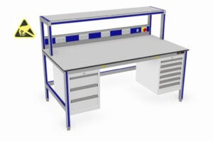 ESD-veilige werktafel met opstand, energiegoot en twee ladekasten