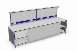 schuifdeurkast met energiegoot, opstand en gereedschapsborden